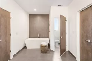 1045 Shepherds Ln NE, Atlanta, GA 30324 - Photo 40