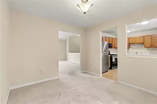 6811 Edmonton Ct, Lithonia, GA 30058 - Photo 14