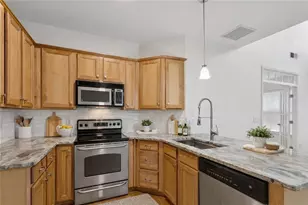 109 Wiley Parc Cir, Woodstock, GA 30188 - Photo 6