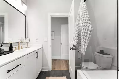 167 Color Circle SE, Atlanta, GA 30317 - Photo 16