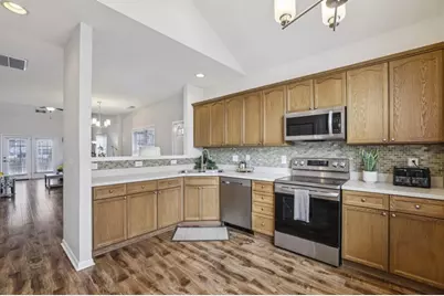 2365 Suwanee Pointe Drive, Lawrenceville, GA 30043 - Photo 14