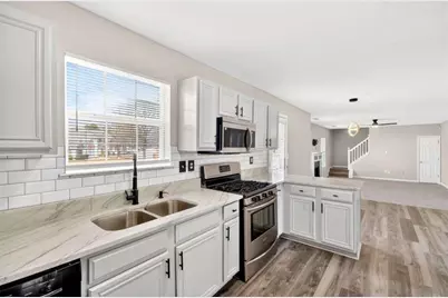 1727 Rice Square, Lithonia, GA 30058 - Photo 6