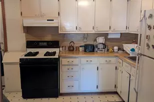 640 Maple Dr, Riverdale, GA 30274 - Photo 14