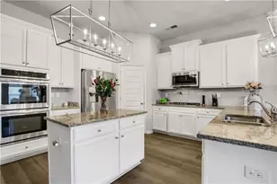 4605 Chestnut Oak St, Loganville, GA 30052 - Photo 16