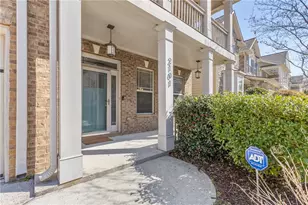 2101 Old Georgian Terrace NW, Atlanta, GA 30318 - Photo 2