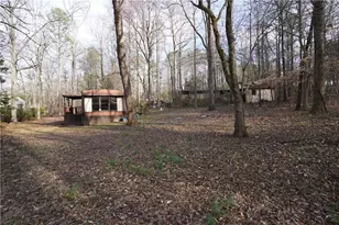 102 Pine Tree Ln, Auburn, GA 30011 - Photo 4