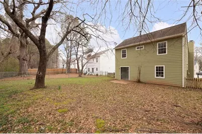 1055 Autumn Crest Court, Stone Mountain, GA 30083 - Photo 18