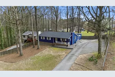 1341 Sommerset Drive, Lawrenceville, GA 30043 - Photo 2