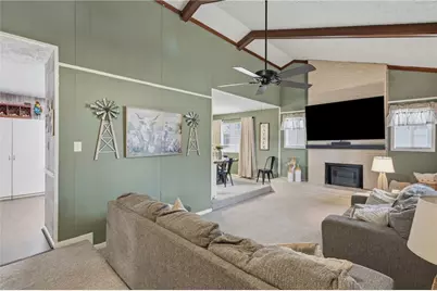 1341 Sommerset Drive, Lawrenceville, GA 30043 - Photo 10