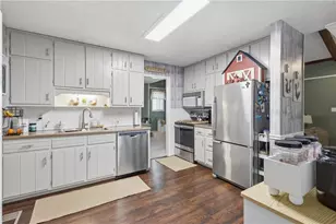 1341 Sommerset Dr, Lawrenceville, GA 30043 - Photo 18