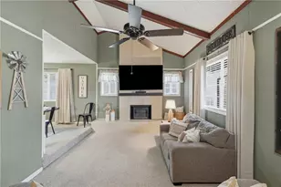 1341 Sommerset Dr, Lawrenceville, GA 30043 - Photo 6