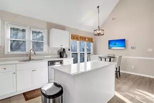 752 Stone Breeze Ln, Stone Mountain, GA 30087 - Photo 12