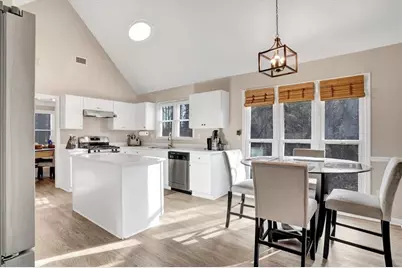 752 Stone Breeze Lane, Stone Mountain, GA 30087 - Photo 8