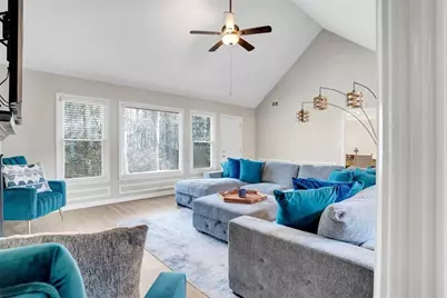 752 Stone Breeze Lane, Stone Mountain, GA 30087 - Photo 6
