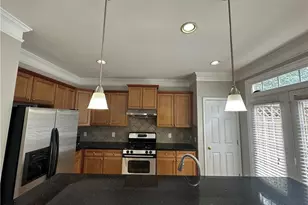 10827 Yorkwood St, Johns Creek, GA 30097 - Photo 8