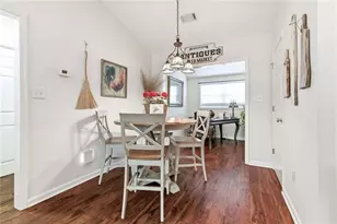 2982 Bentley Park Cir, Gainesville, GA 30504 - Photo 12