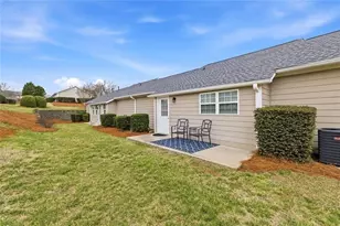 2982 Bentley Park Cir, Gainesville, GA 30504 - Photo 28