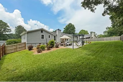 2711 Bluffton Road, Buford, GA 30519 - Photo 28