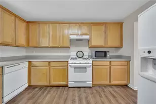 150 Hidden Lake Cir, Canton, GA 30114 - Photo 10