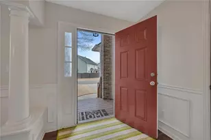 150 Hidden Lake Cir, Canton, GA 30114 - Photo 4