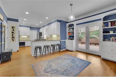 1543 Laurel Park Circle NE, Atlanta, GA 30329 - Photo 14