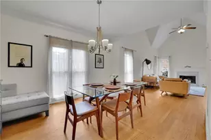 1543 Laurel Park Circle NE, Atlanta, GA 30329 - Photo 8