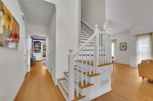 1543 Laurel Park Circle NE, Atlanta, GA 30329 - Photo 4