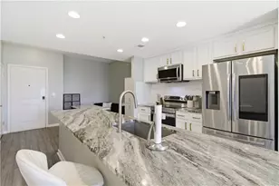 3040 Peachtree Rd NW, Atlanta, GA 30305 - Photo 12