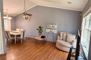 4728 Garden Hills Dr, Stone Mountain, GA 30083 - Photo 10