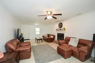 2896 Lakemont Dr SW, Marietta, GA 30060 - Photo 2