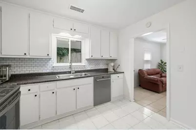 2896 Lakemont Drive SW, Marietta, GA 30060 - Photo 18