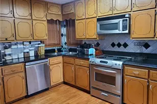 240 Oak Leaf Dr, Stockbridge, GA 30281 - Photo 12