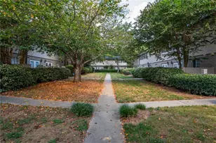 6940 Roswell Rd, Sandy Springs, GA 30328 - Photo 28