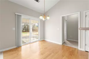 305 Hollybush Ct, Ball Ground, GA 30107 - Photo 14