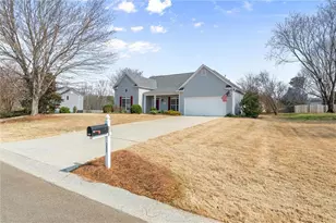 305 Hollybush Ct, Ball Ground, GA 30107 - Photo 36