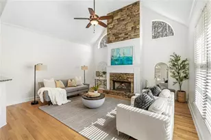 6705 Fox Creek Dr, Cumming, GA 30040 - Photo 14