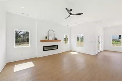 405 Marys Path, Loganville, GA 30052 - Photo 4