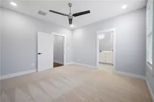 1048 Claudette Colvin Ct, Atlanta, GA 30318 - Photo 26