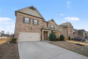 3871 Franks Wy, Loganville, GA 30052 - Photo 2