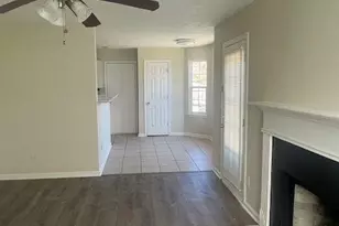 6469 Brenda Ann Dr, Lithonia, GA 30058 - Photo 10