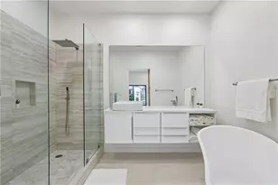 727 Berkeley Ave, Atlanta, GA 30318 - Photo 32