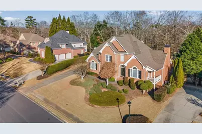 5153 Goodchild Court, Dunwoody, GA 30338 - Photo 4