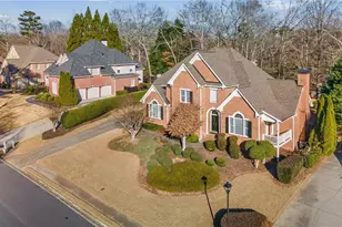 5153 Goodchild Ct, Dunwoody, GA 30338 - Photo 4