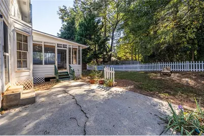 1465 Pounds Road SW, Lilburn, GA 30047 - Photo 28