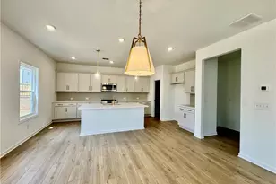 5352 Frontier Ct, Flowery Branch, GA 30542 - Photo 6
