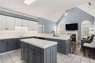 158 Eagles Club Dr, Stockbridge, GA 30281 - Photo 2