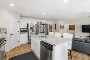 1986 Township Dr, Winder, GA 30680 - Photo 8