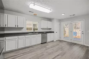 301 Silver Spring St, Dallas, GA 30157 - Photo 16