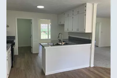 215 Brookwood Lane, Fayetteville, GA 30215 - Photo 10