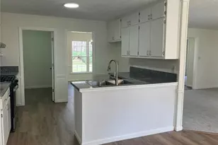 215 Brookwood Ln, Fayetteville, GA 30215 - Photo 10